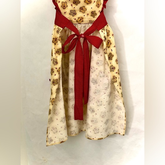 Children’s Hand made Gingerbread Apron - Picture 9 of 13